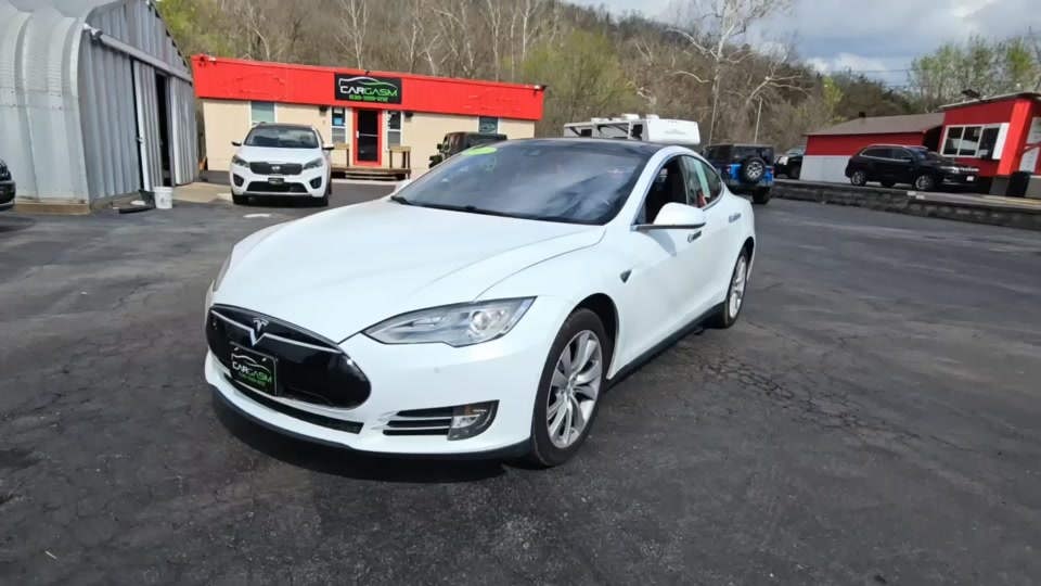 2015 Tesla Model S 85D AWD