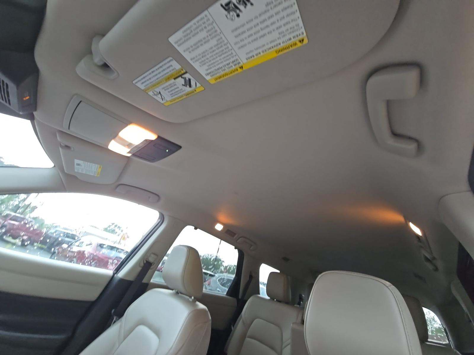 2022 Nissan Pathfinder SL AWD