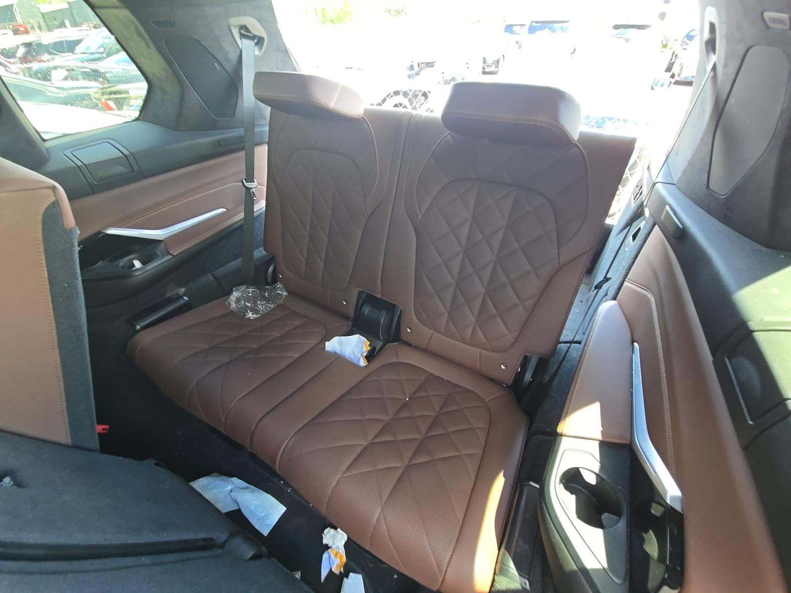 2024 BMW X7 xDrive40i AWD