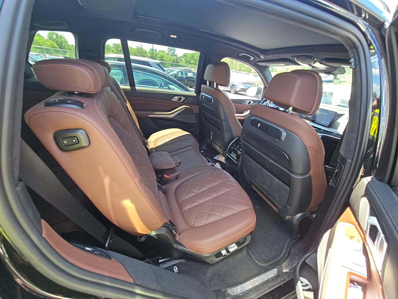 2024 BMW X7 xDrive40i AWD
