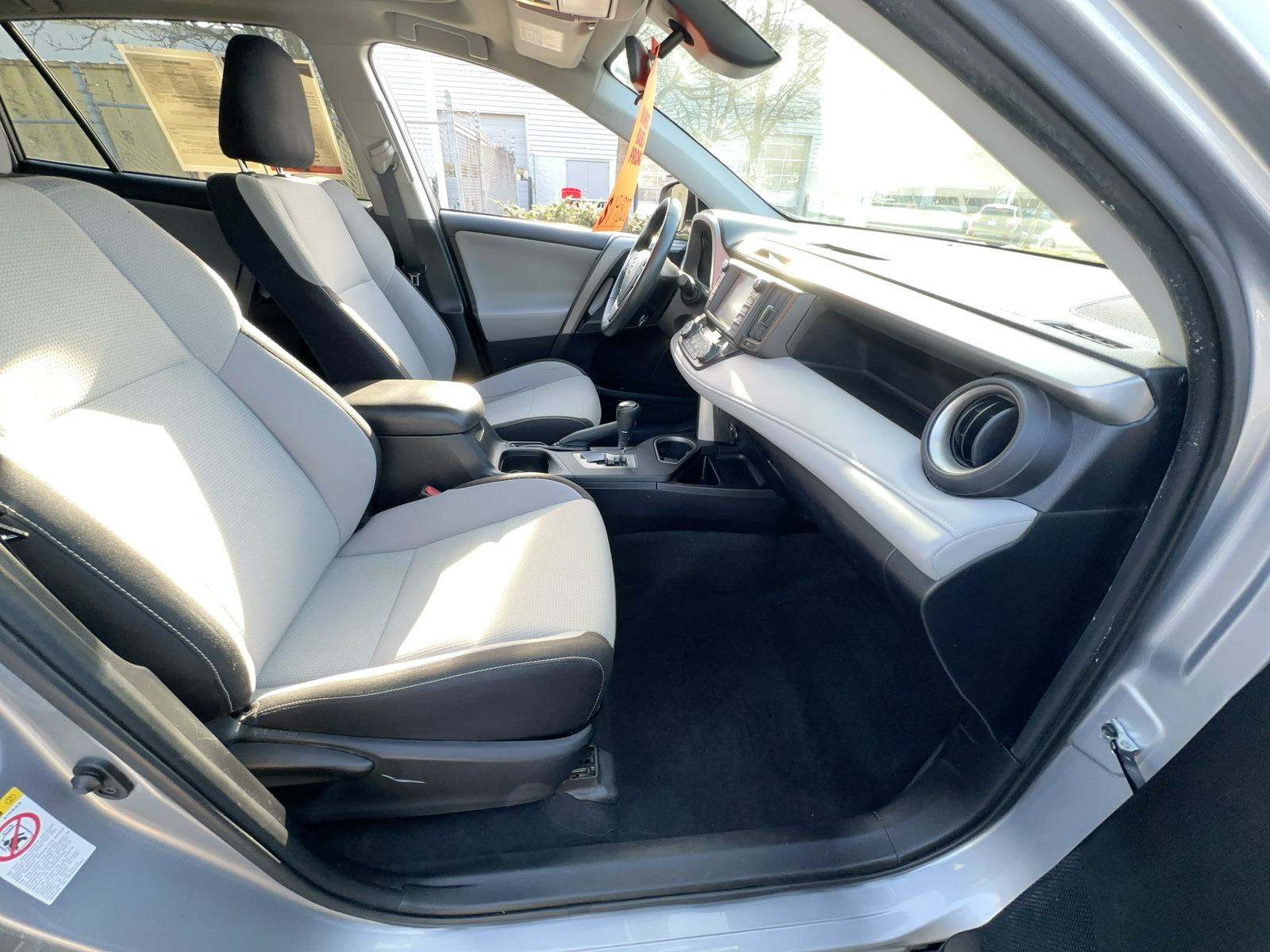 2017 Toyota RAV4 XLE AWD