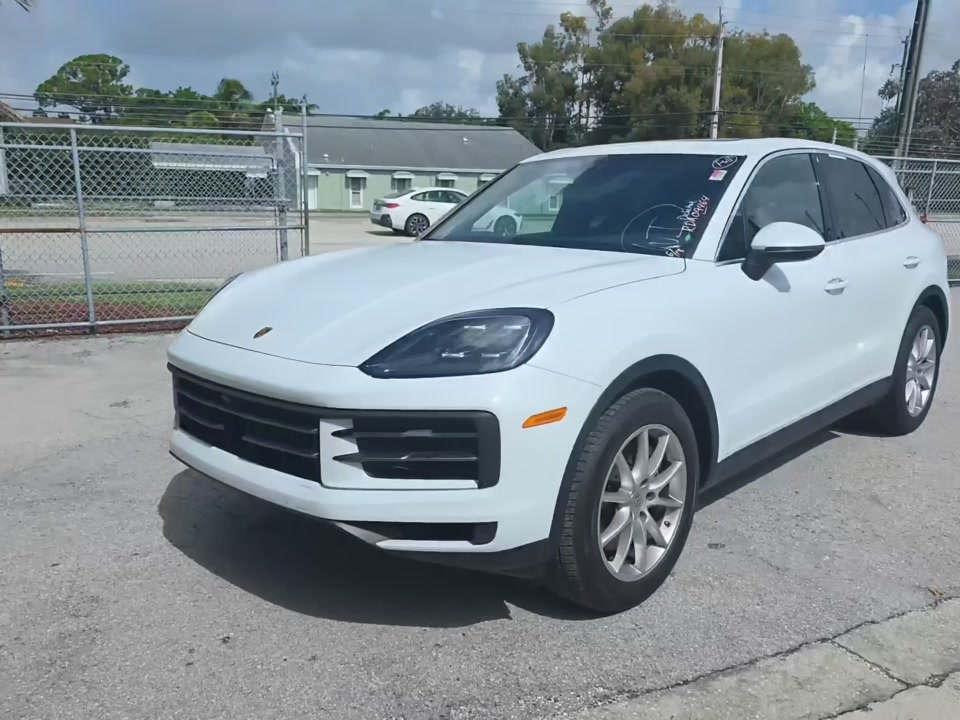 2024 Porsche Cayenne