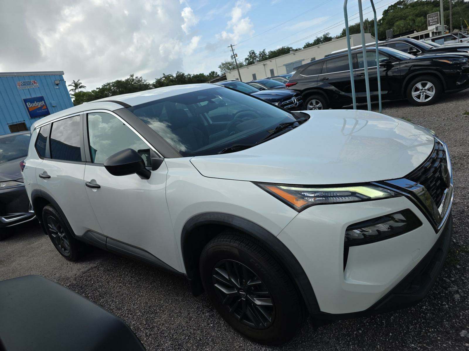 2021 Nissan Rogue S FWD