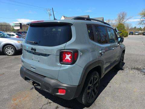 JEEP LATITUDE ALTITUDE EDITION - 3