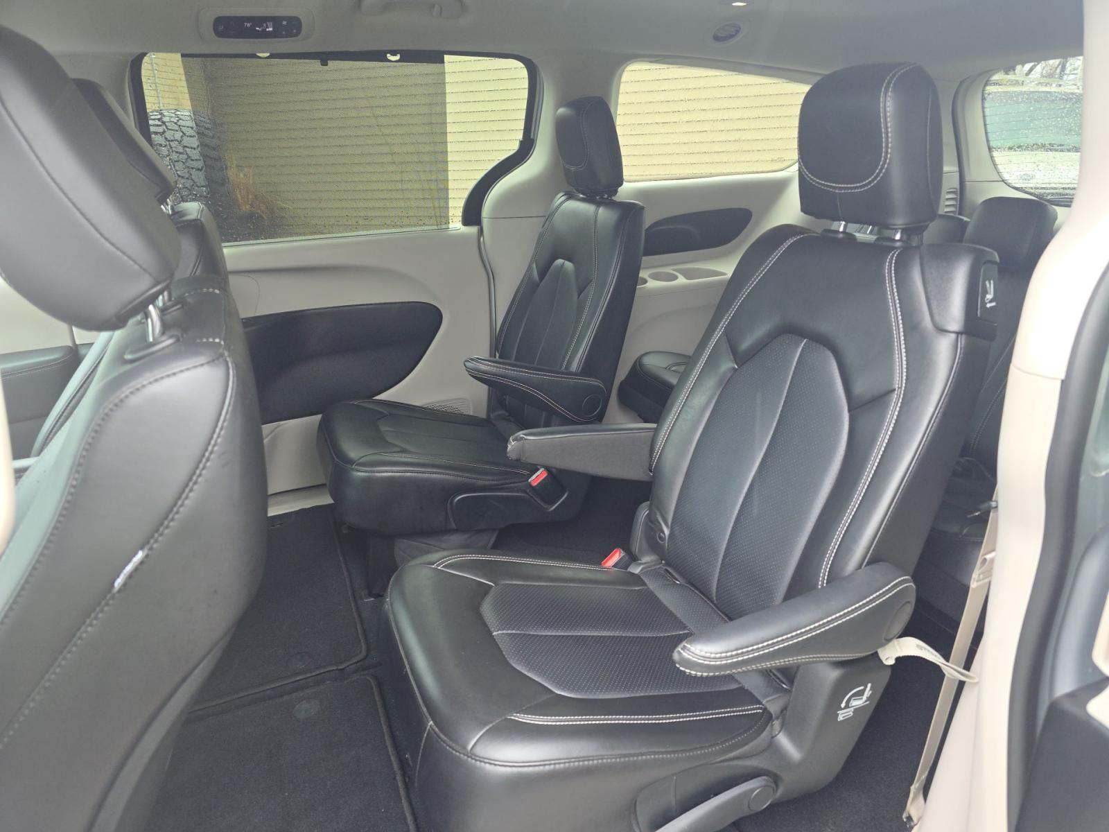 2024 Chrysler Pacifica Touring L FWD