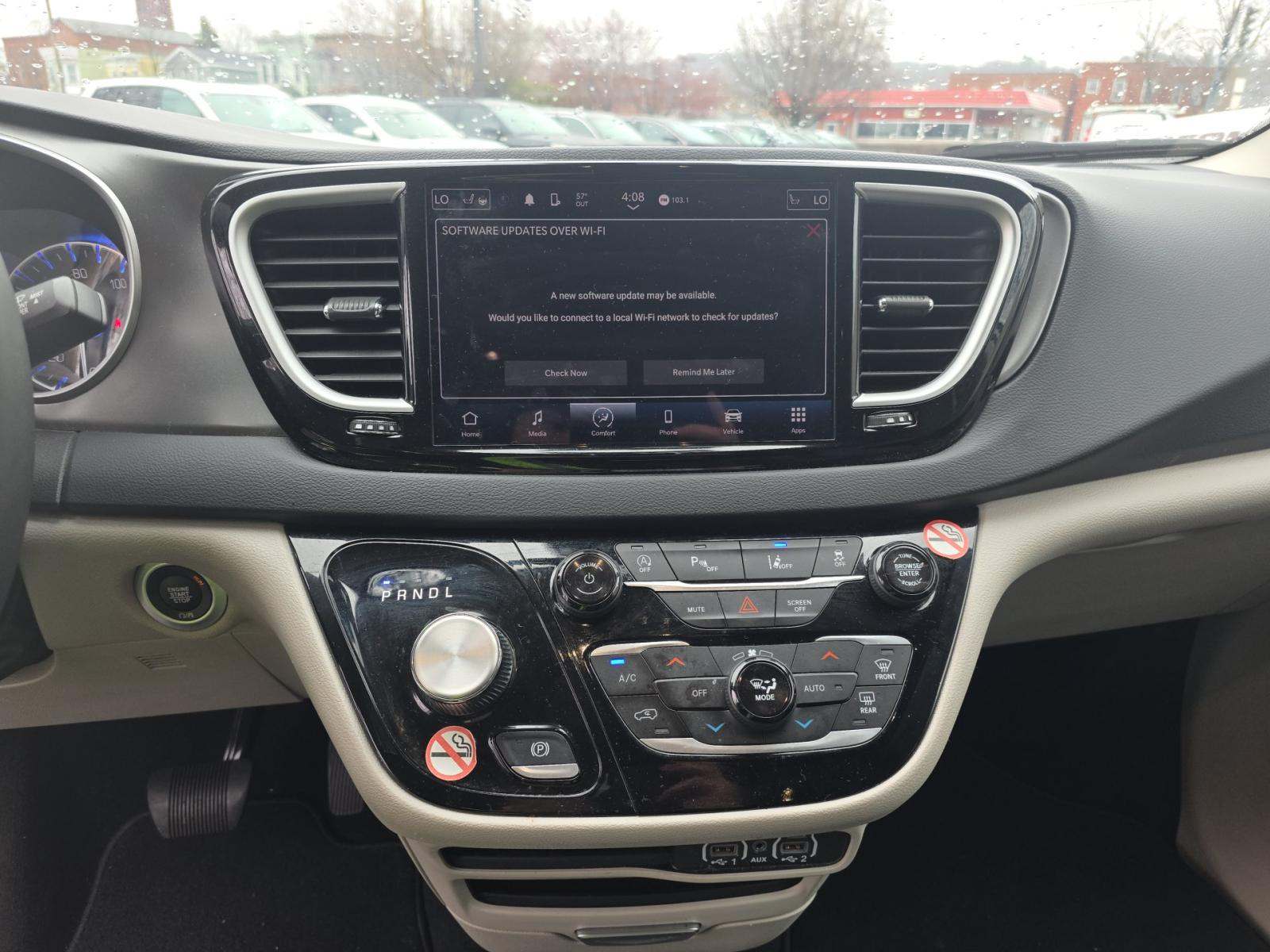 2024 Chrysler Pacifica Touring L FWD