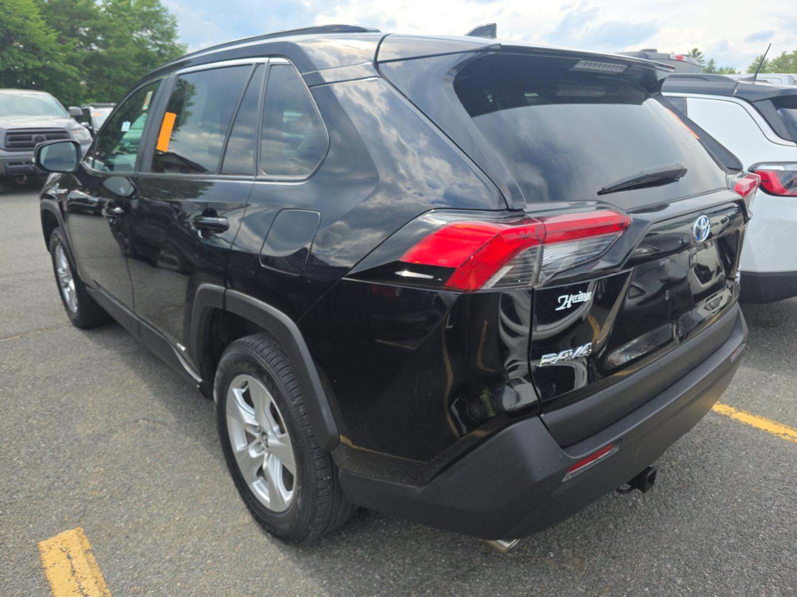 2020 Toyota RAV4 Hybrid XLE AWD