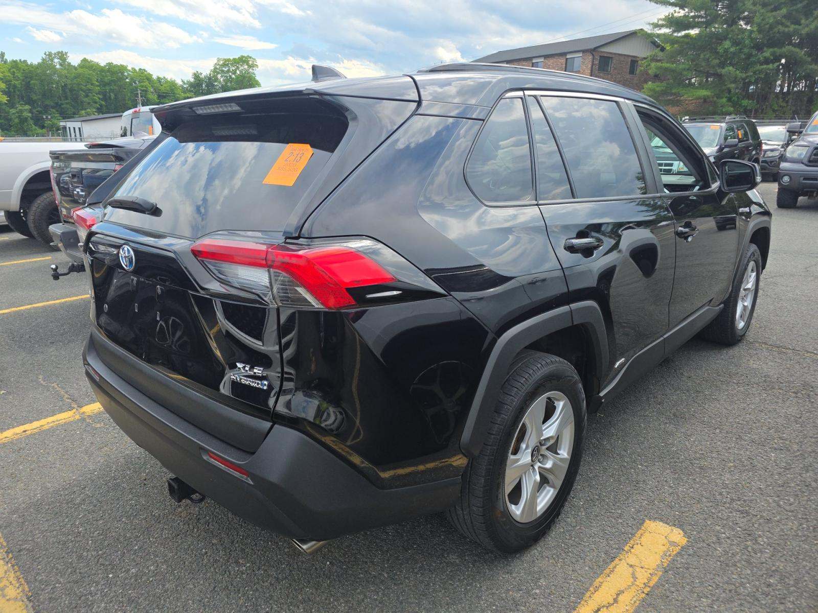 2020 Toyota RAV4 Hybrid XLE AWD