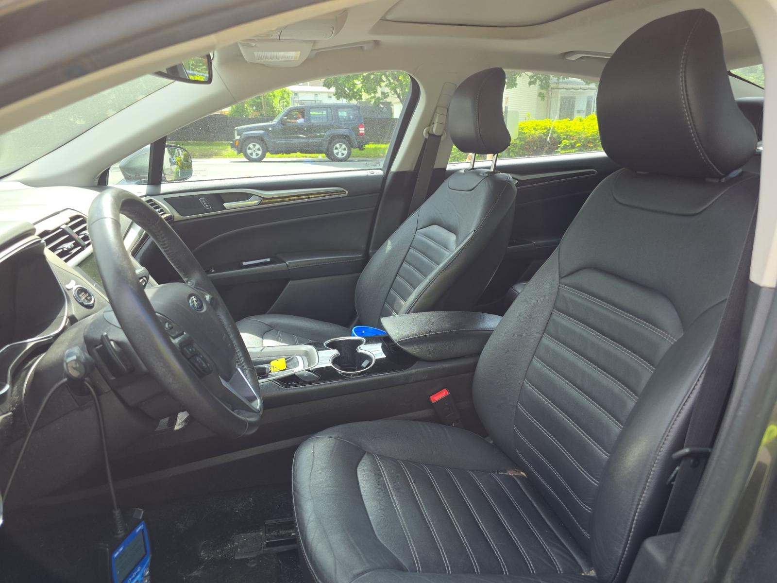 FORD FUSION - 6