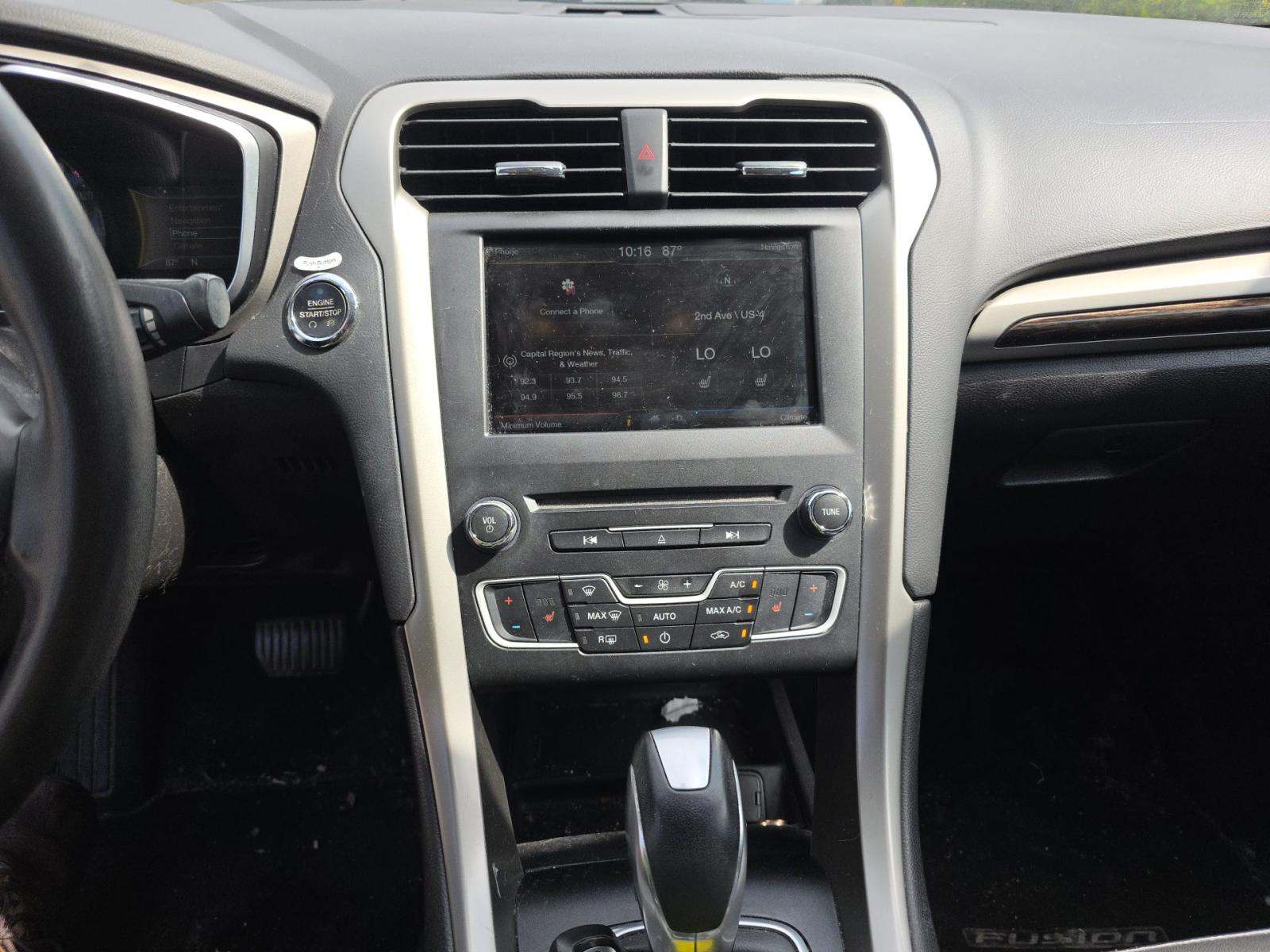 FORD FUSION - 10