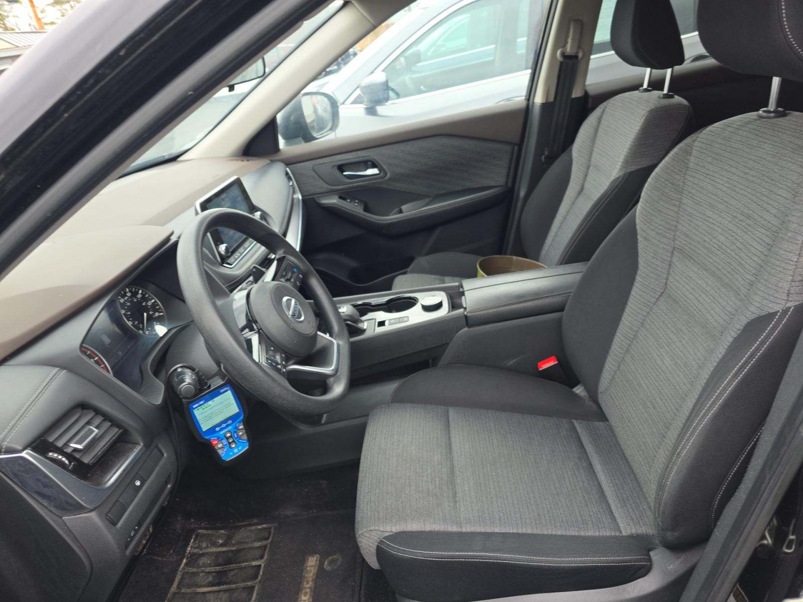 2021 Nissan Rogue SV AWD