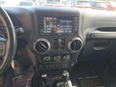 JEEP UNLIMITED SPORT - 10