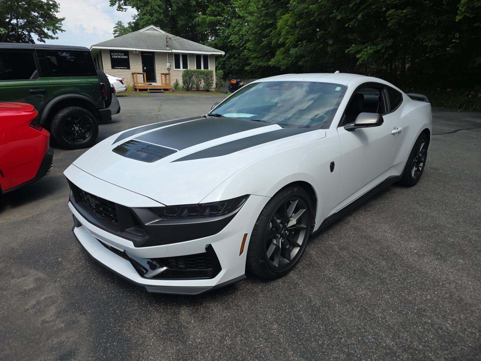 2025 Ford Mustang Dark Horse RWD