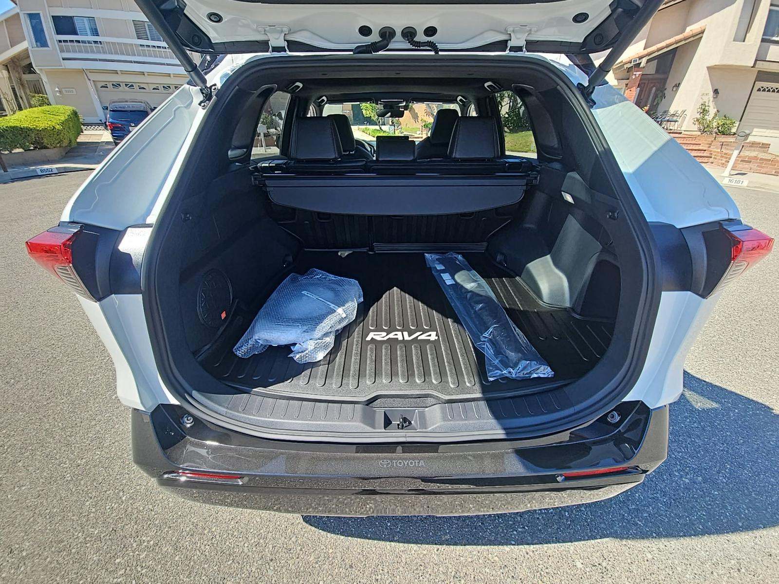 2025 Toyota RAV4 Plug-In Hybrid XSE AWD