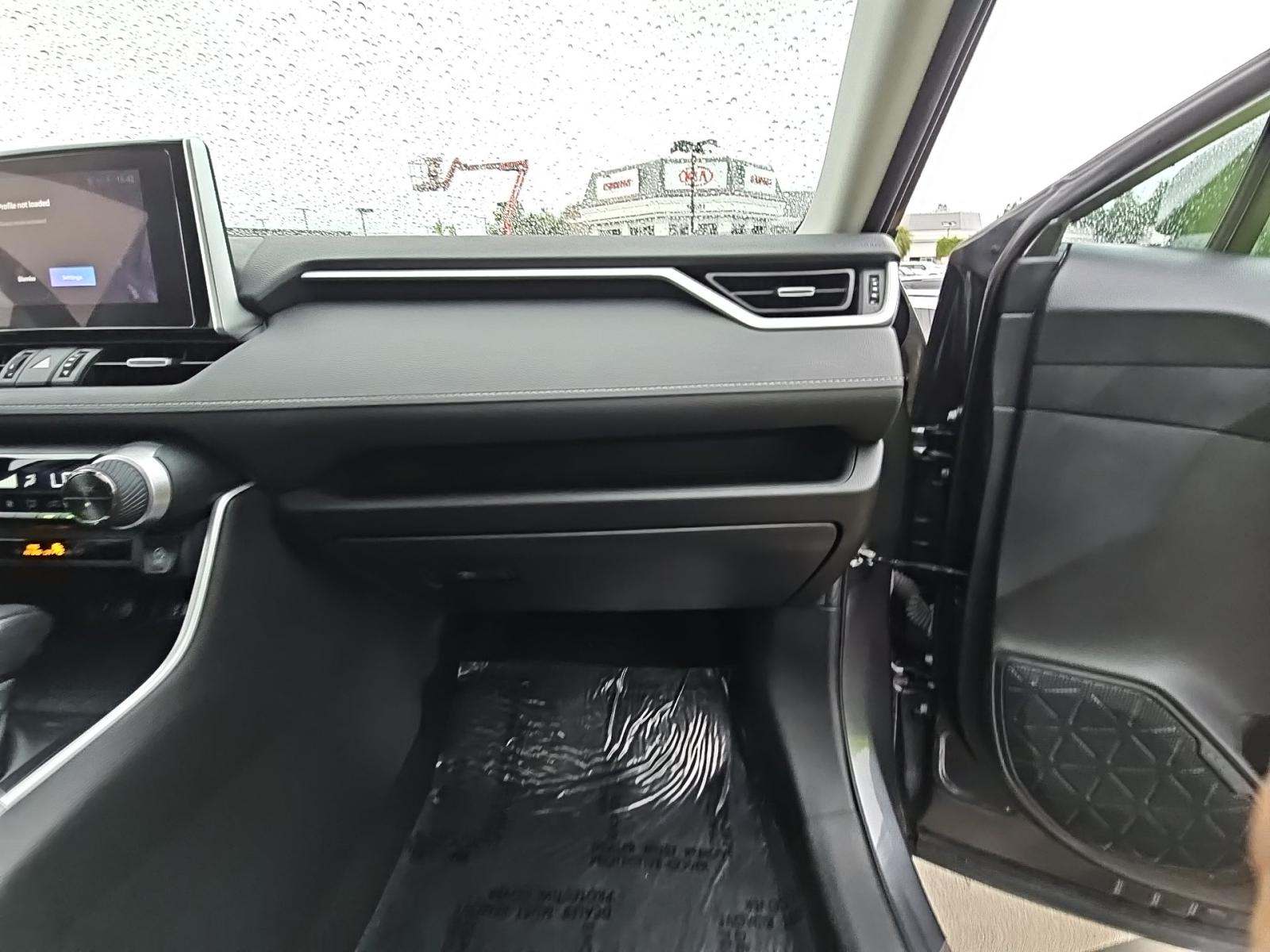 2023 Toyota RAV4 XLE Premium FWD