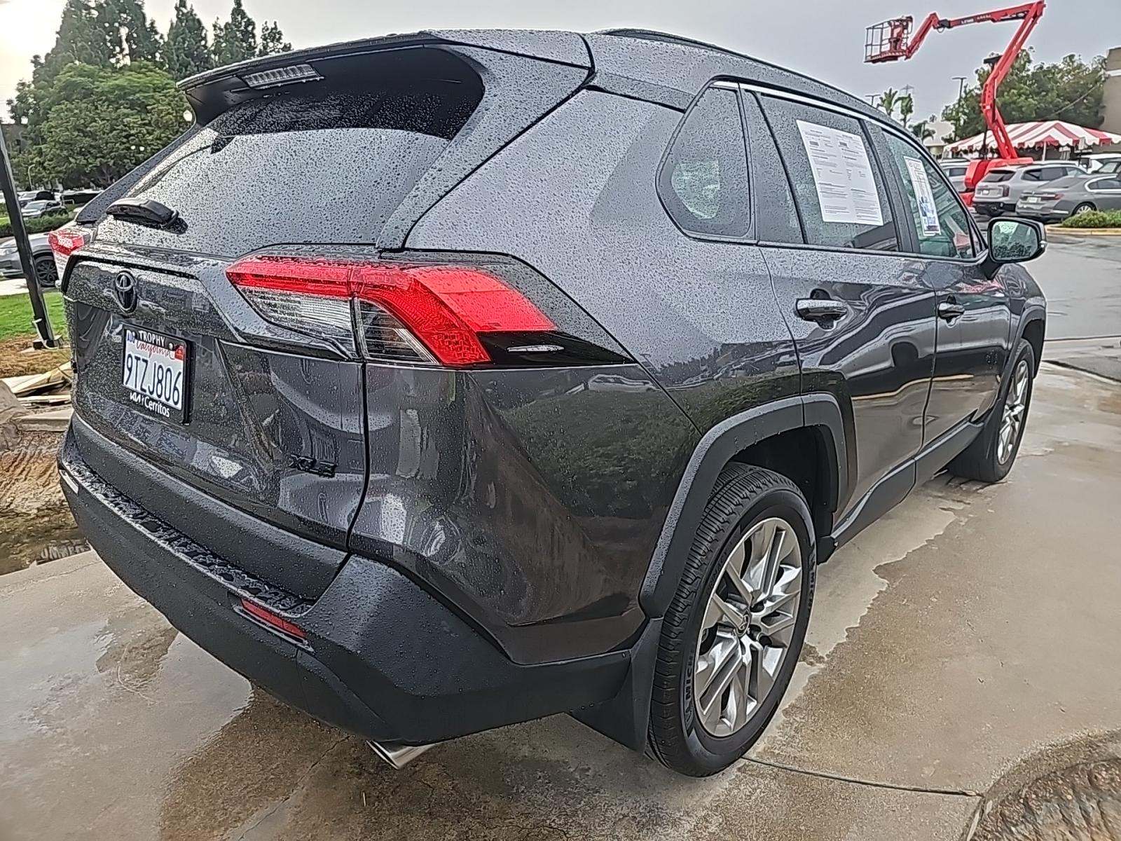 2023 Toyota RAV4 XLE Premium FWD