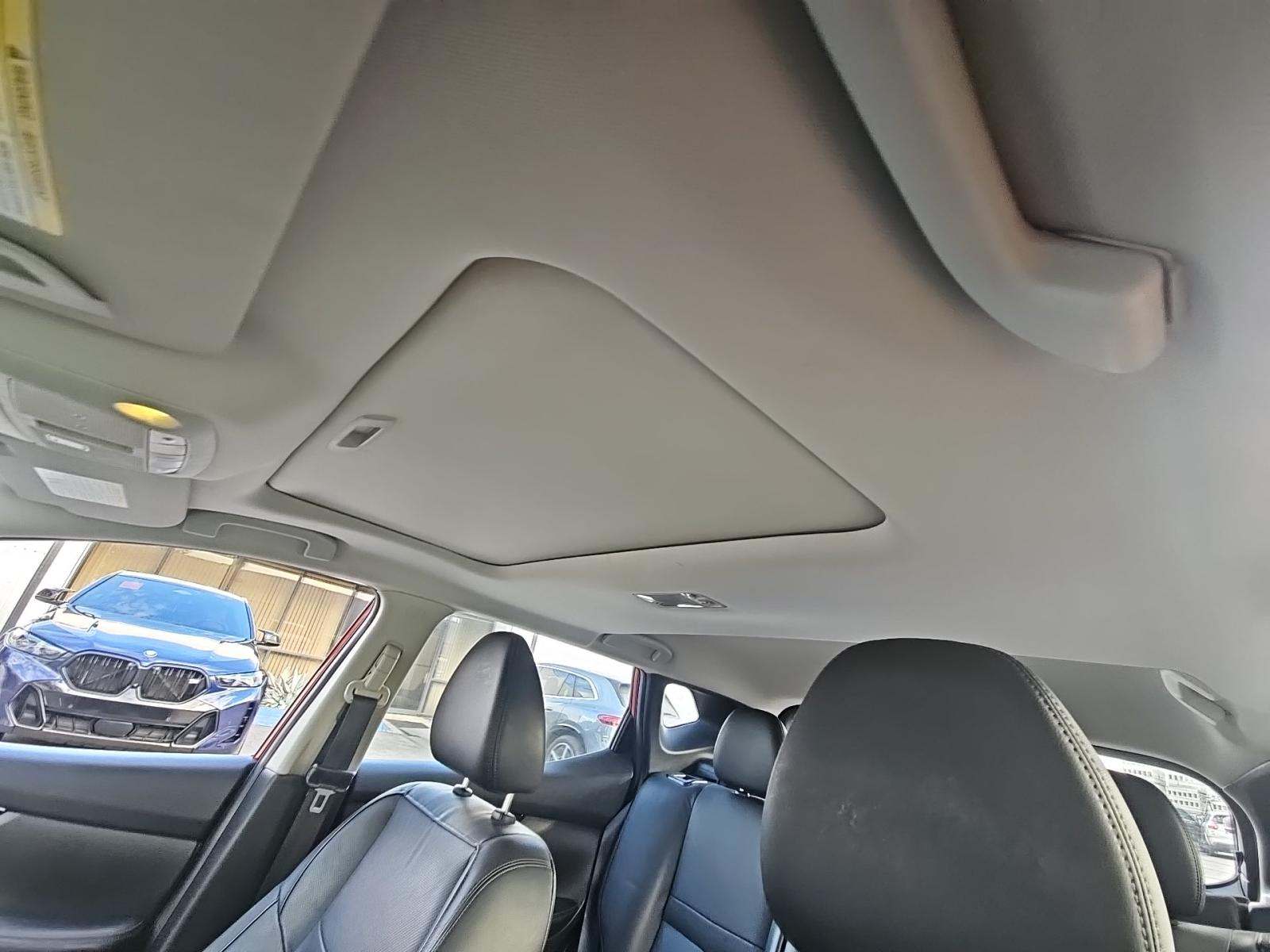 2018 Nissan Rogue Sport SL FWD