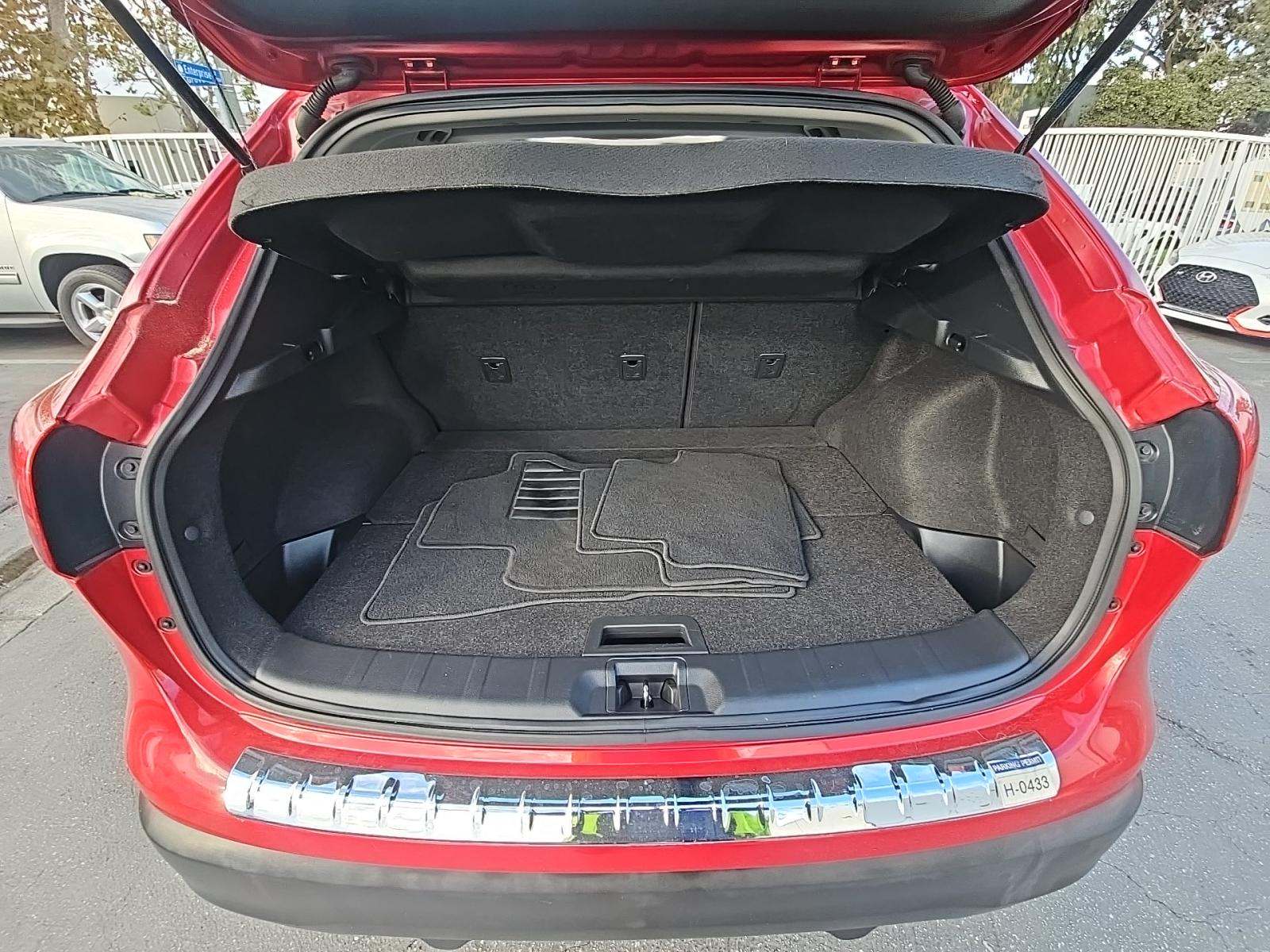 2018 Nissan Rogue Sport SL FWD