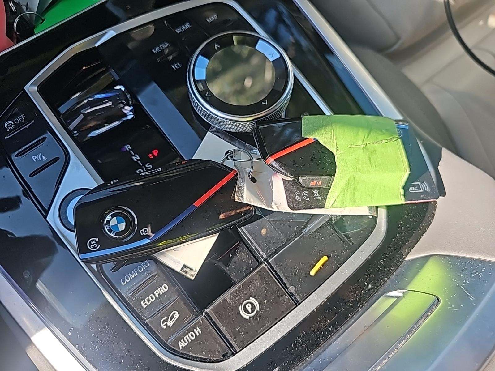 2023 BMW X7 M60i AWD