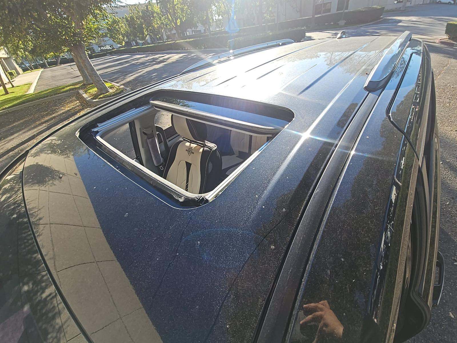 2023 Toyota Sienna Limited AWD