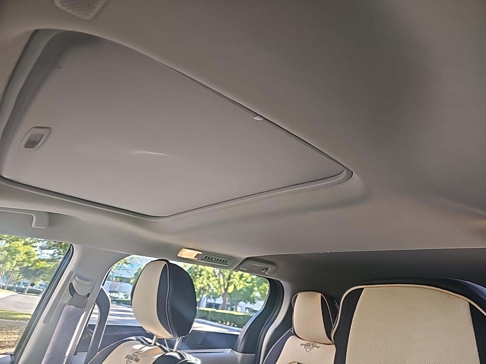 2023 Toyota Sienna Limited AWD