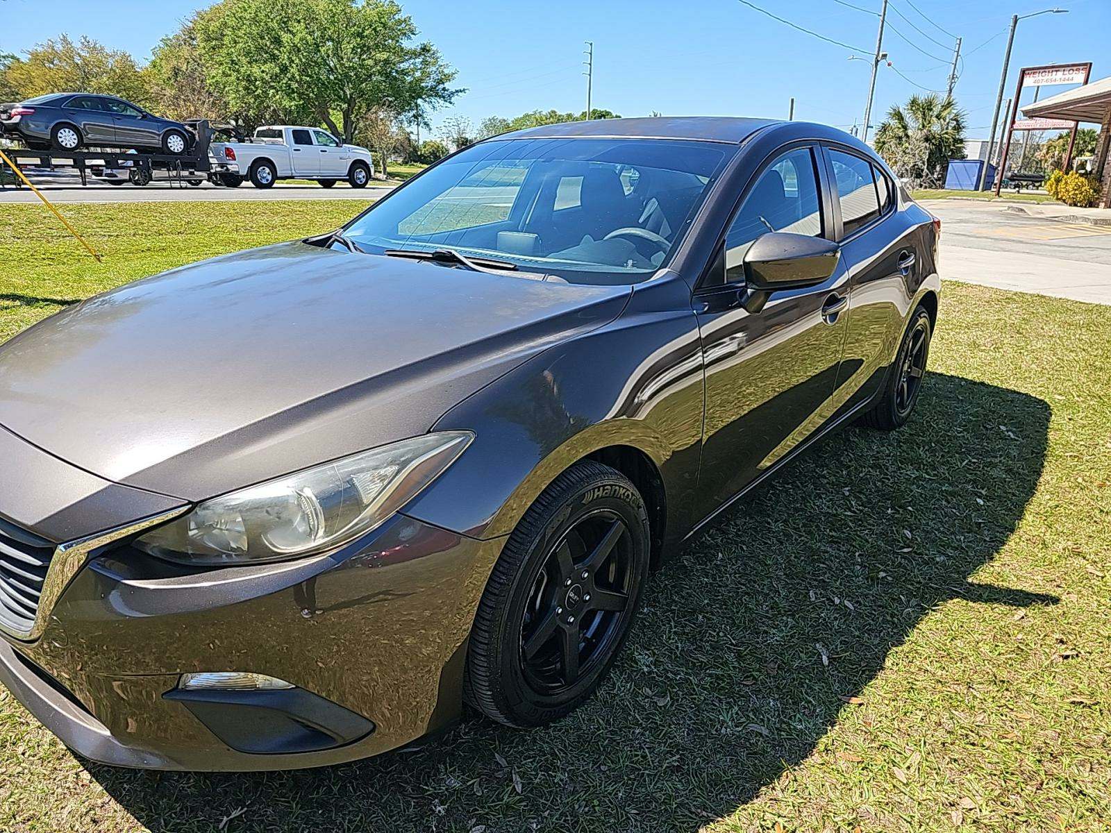 2015 MAZDA MAZDA3 i Sport FWD
