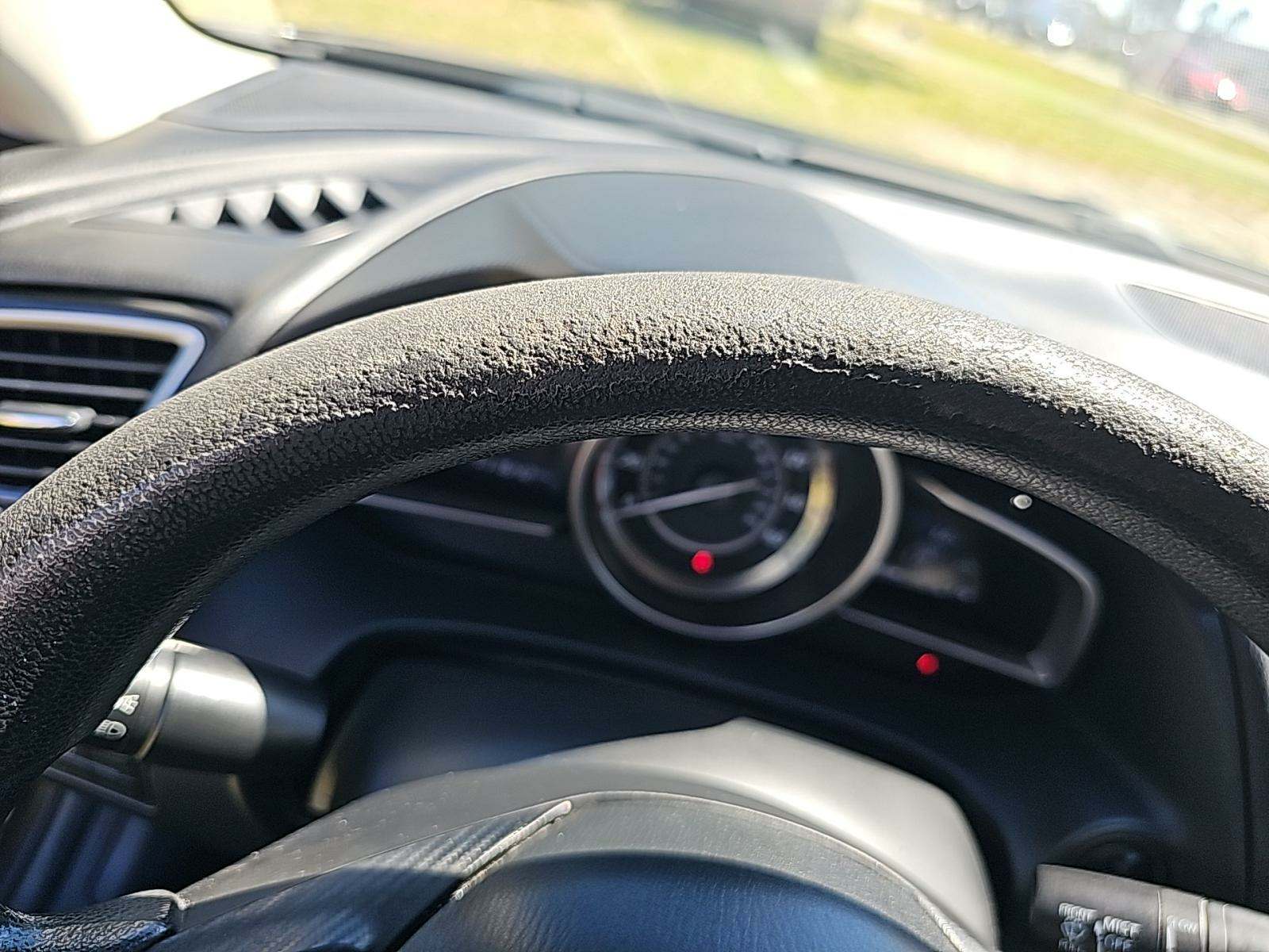 2015 MAZDA MAZDA3 i Sport FWD