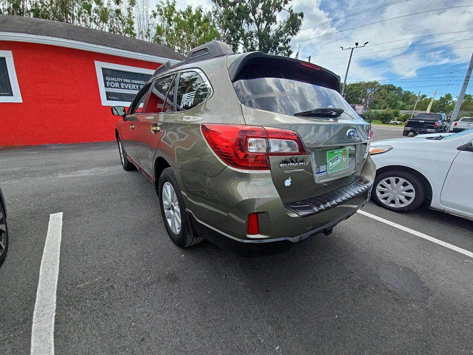 2015 Subaru Outback 2.5i Premium AWD