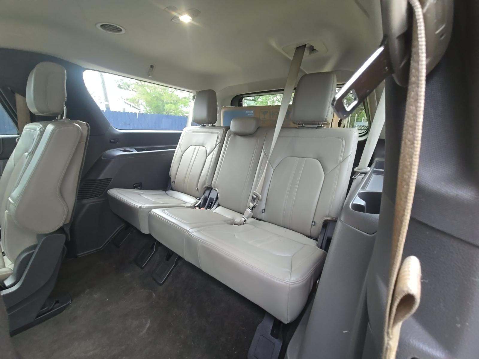 FORD EXPEDITION MAX - 10