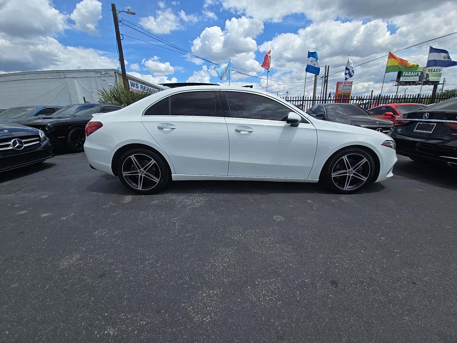 2019 Mercedes-Benz A-Class A 220 FWD