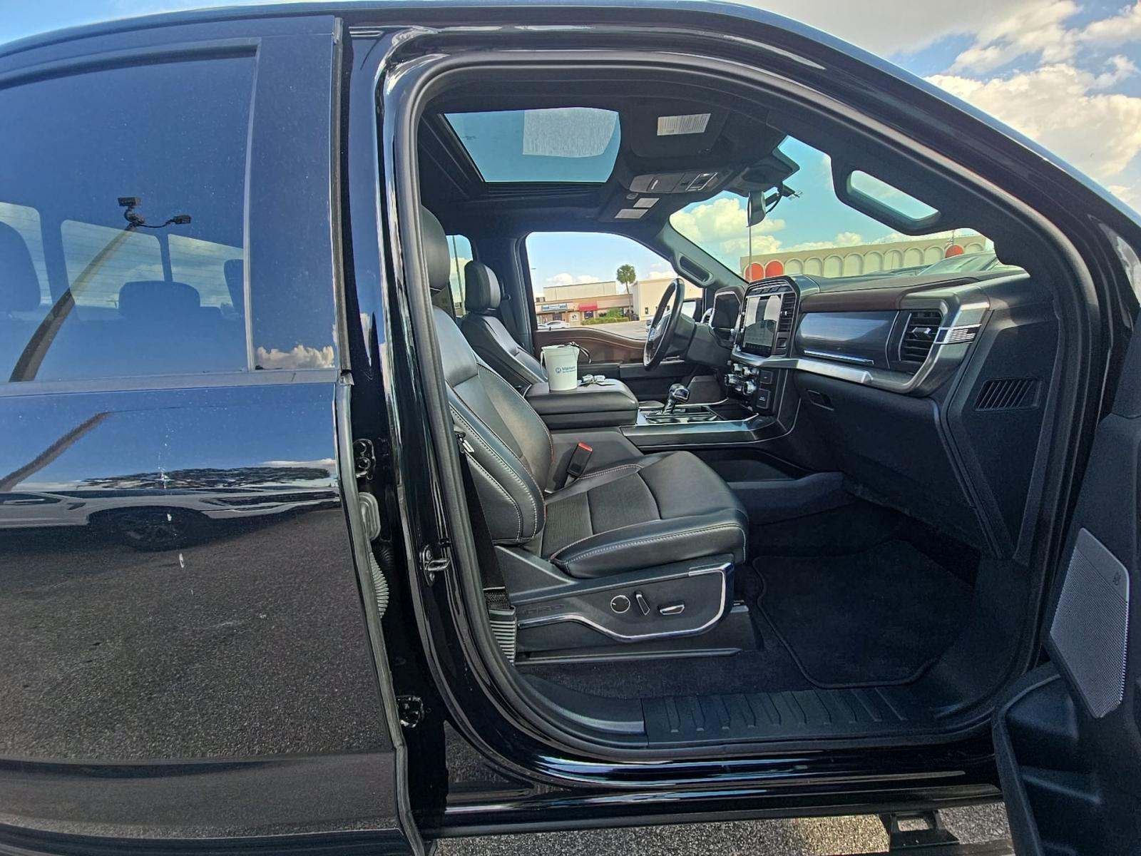 2023 Ford F-150 Lariat AWD