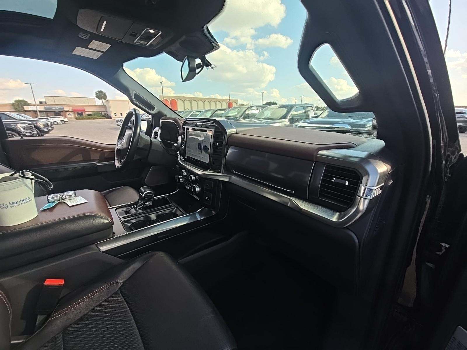 2023 Ford F-150 Lariat AWD