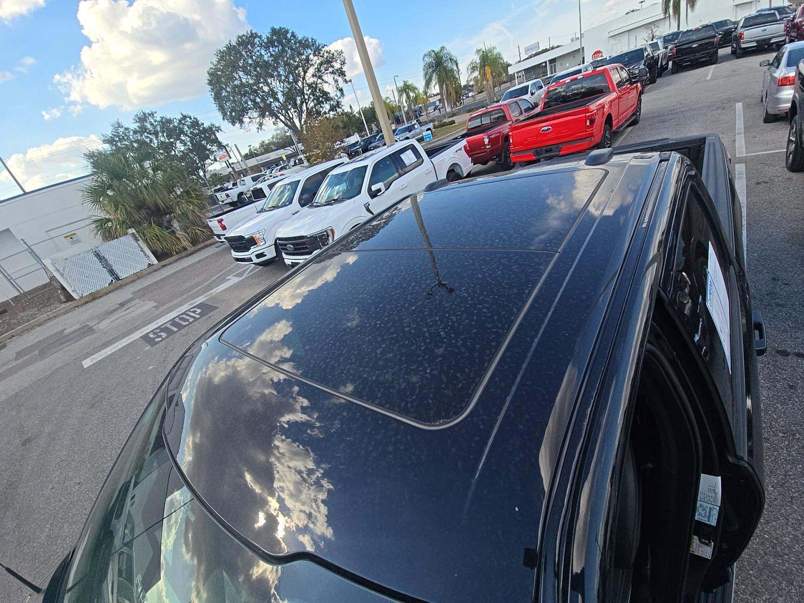 2023 Ford F-150 Lariat AWD