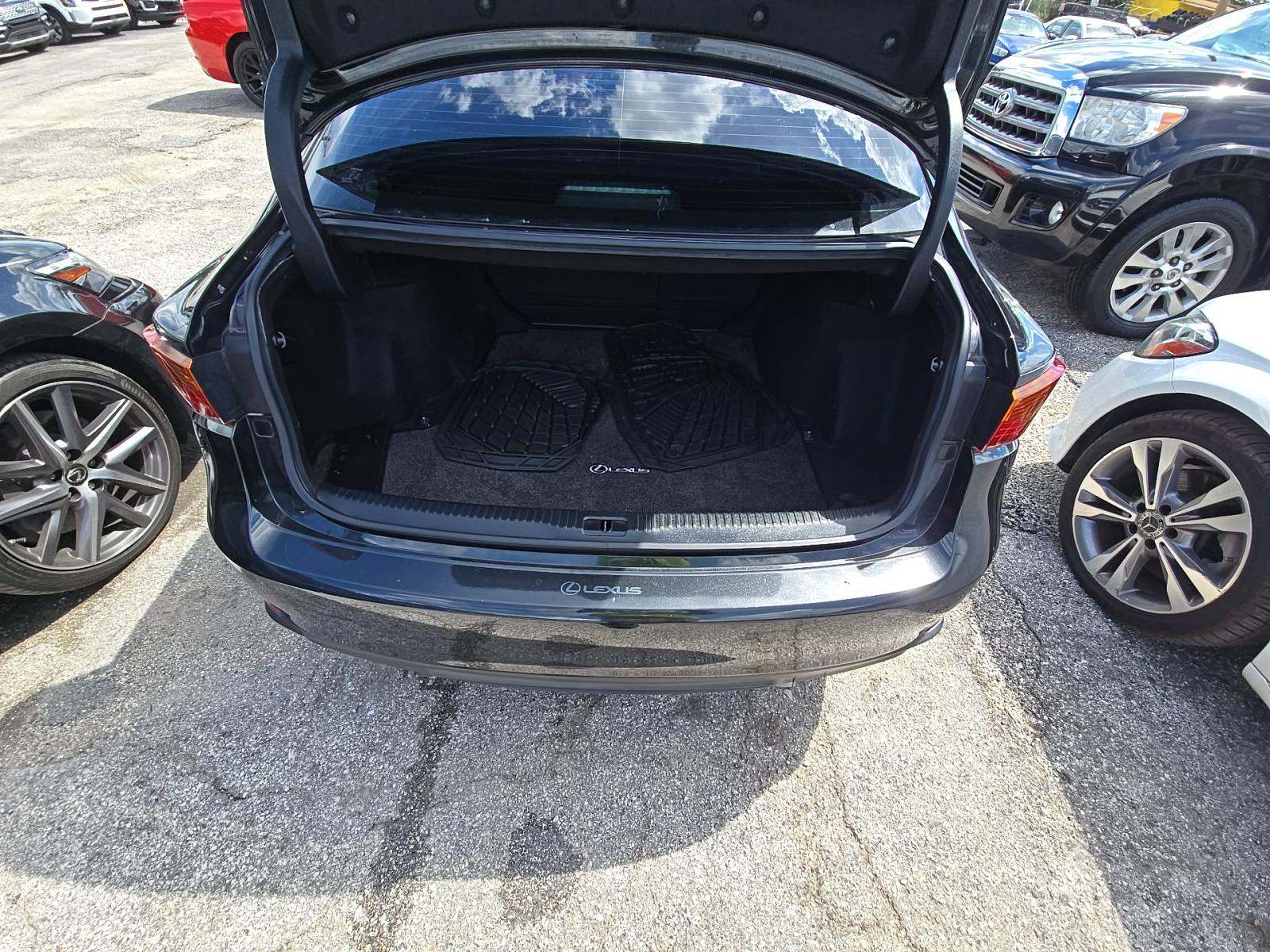 2019 Lexus IS IS 300 F SPORT RWD