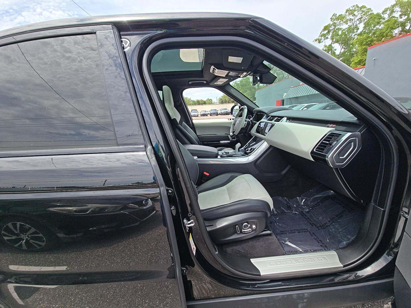 2022 Land Rover Range Rover Sport SVR AWD