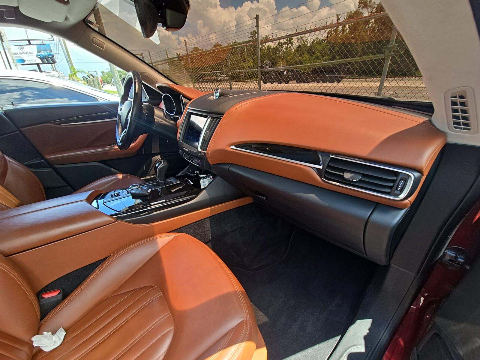 2017 Maserati Levante Base AWD