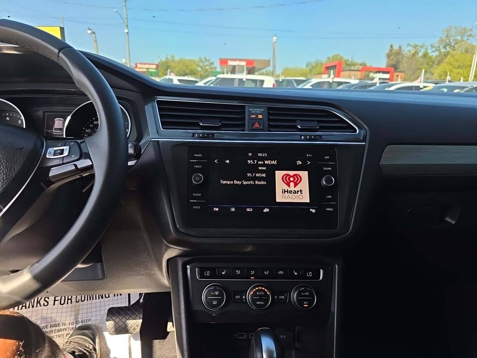 2020 Volkswagen Tiguan 2.0T SE FWD