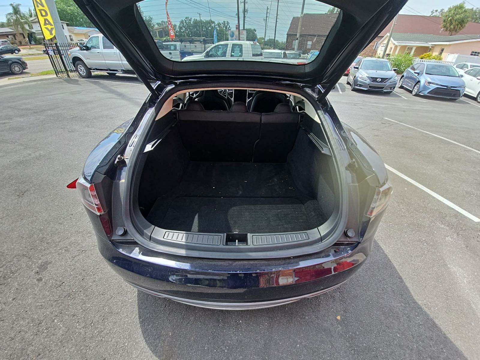 2013 Tesla Model S Base RWD