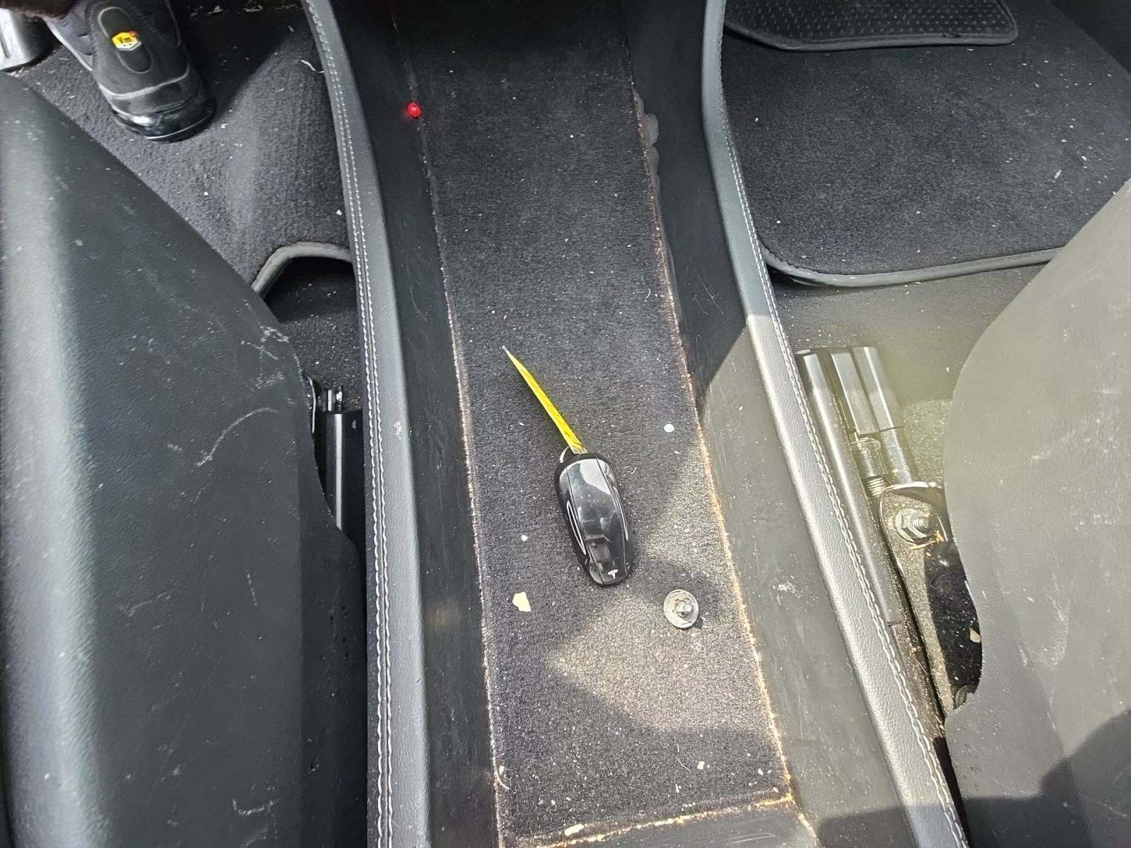 2013 Tesla Model S Base RWD