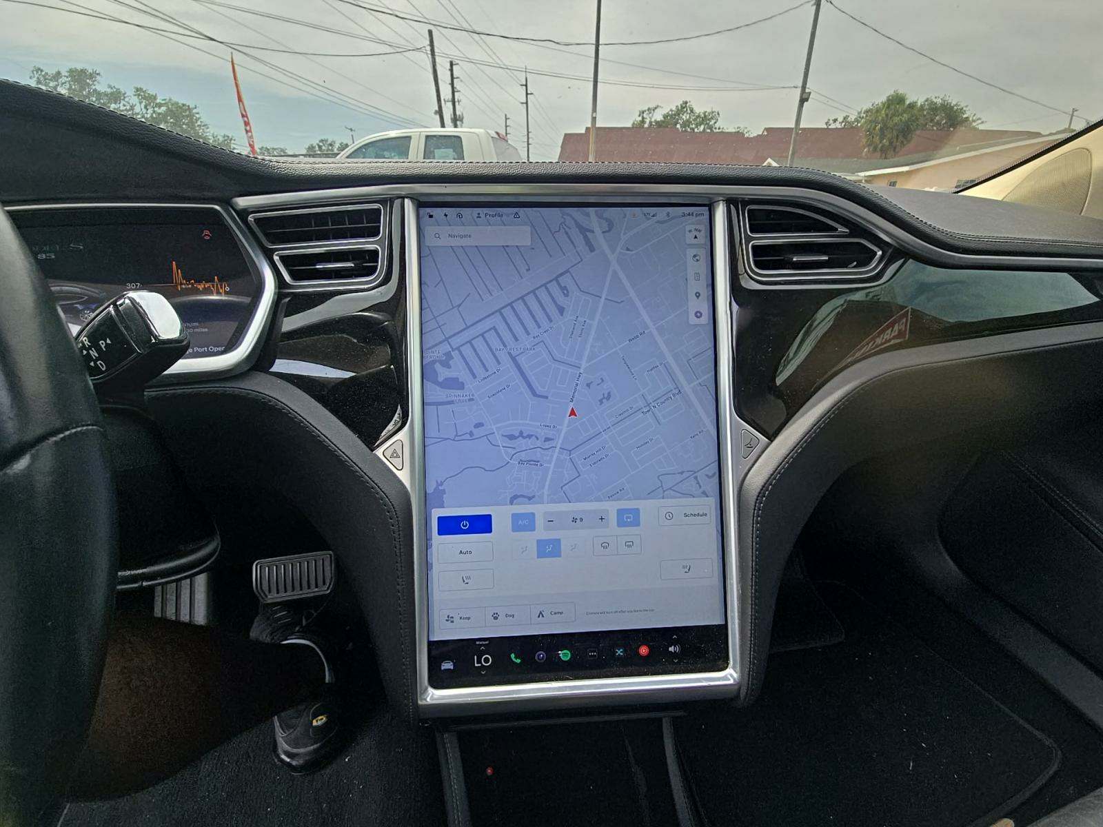 2013 Tesla Model S Base RWD