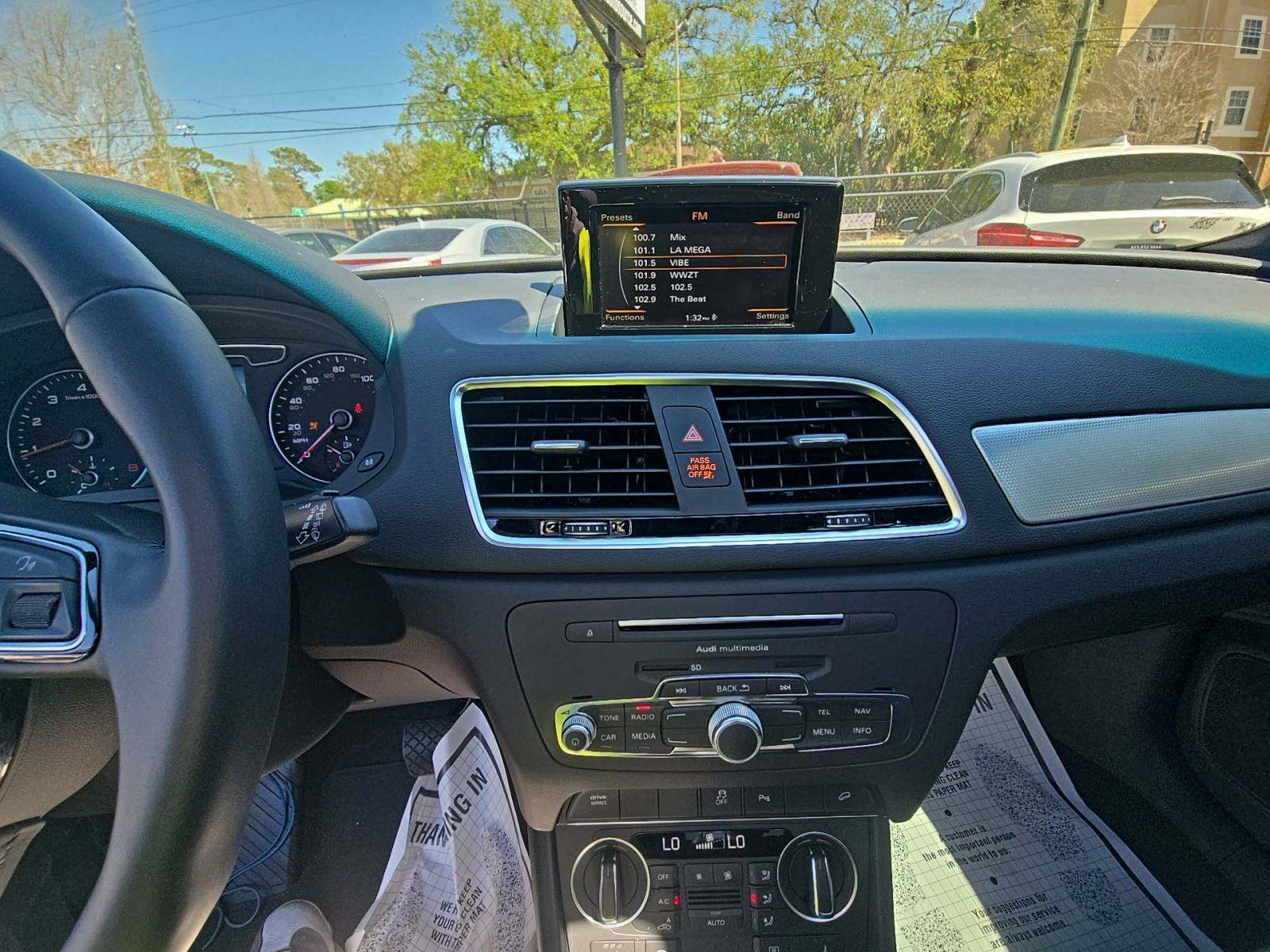 2018 Audi Q3 2.0T Premium FWD