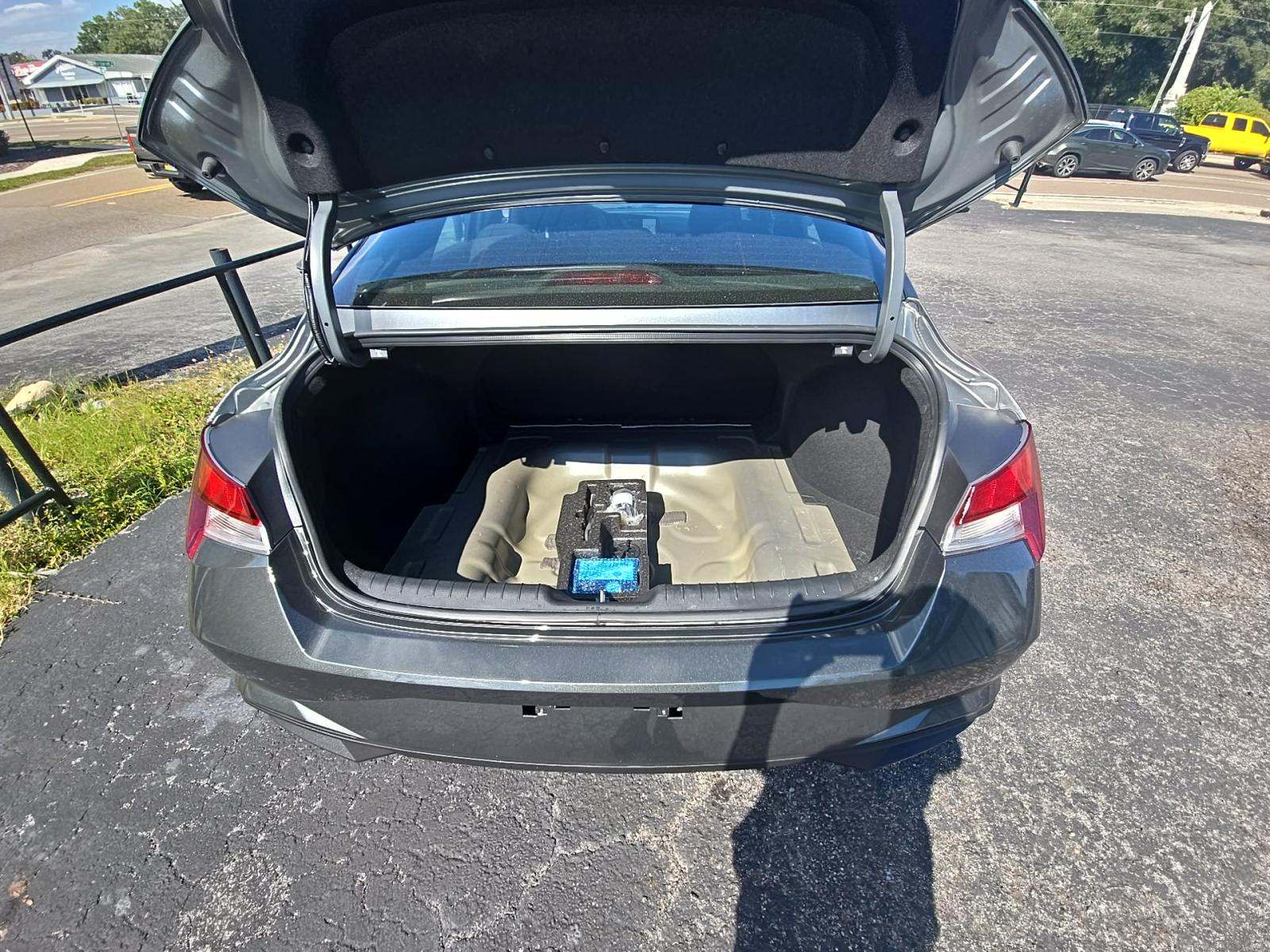 2025 Hyundai Elantra Hybrid SEL Sport FWD