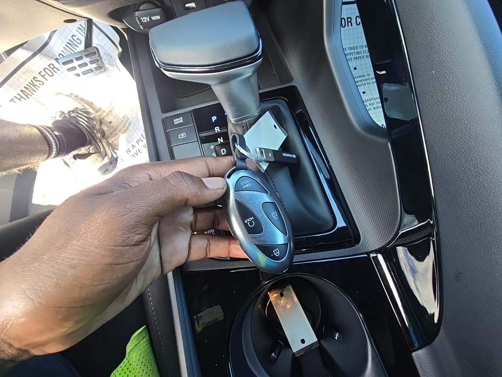 2025 Hyundai Elantra Hybrid SEL Sport FWD