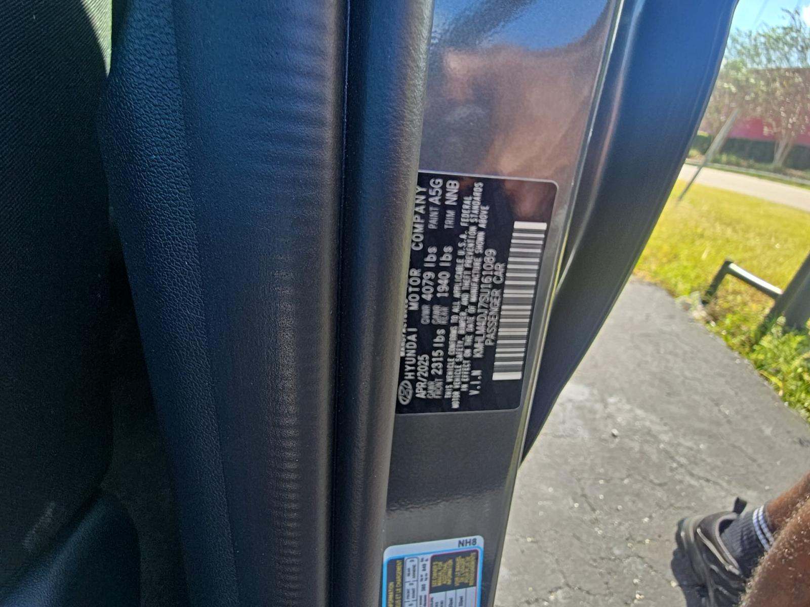 2025 Hyundai Elantra Hybrid SEL Sport FWD