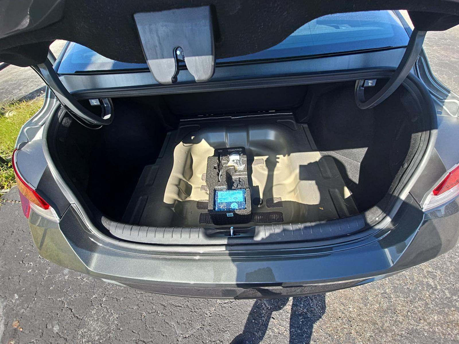 2025 Hyundai Elantra Hybrid SEL Sport FWD