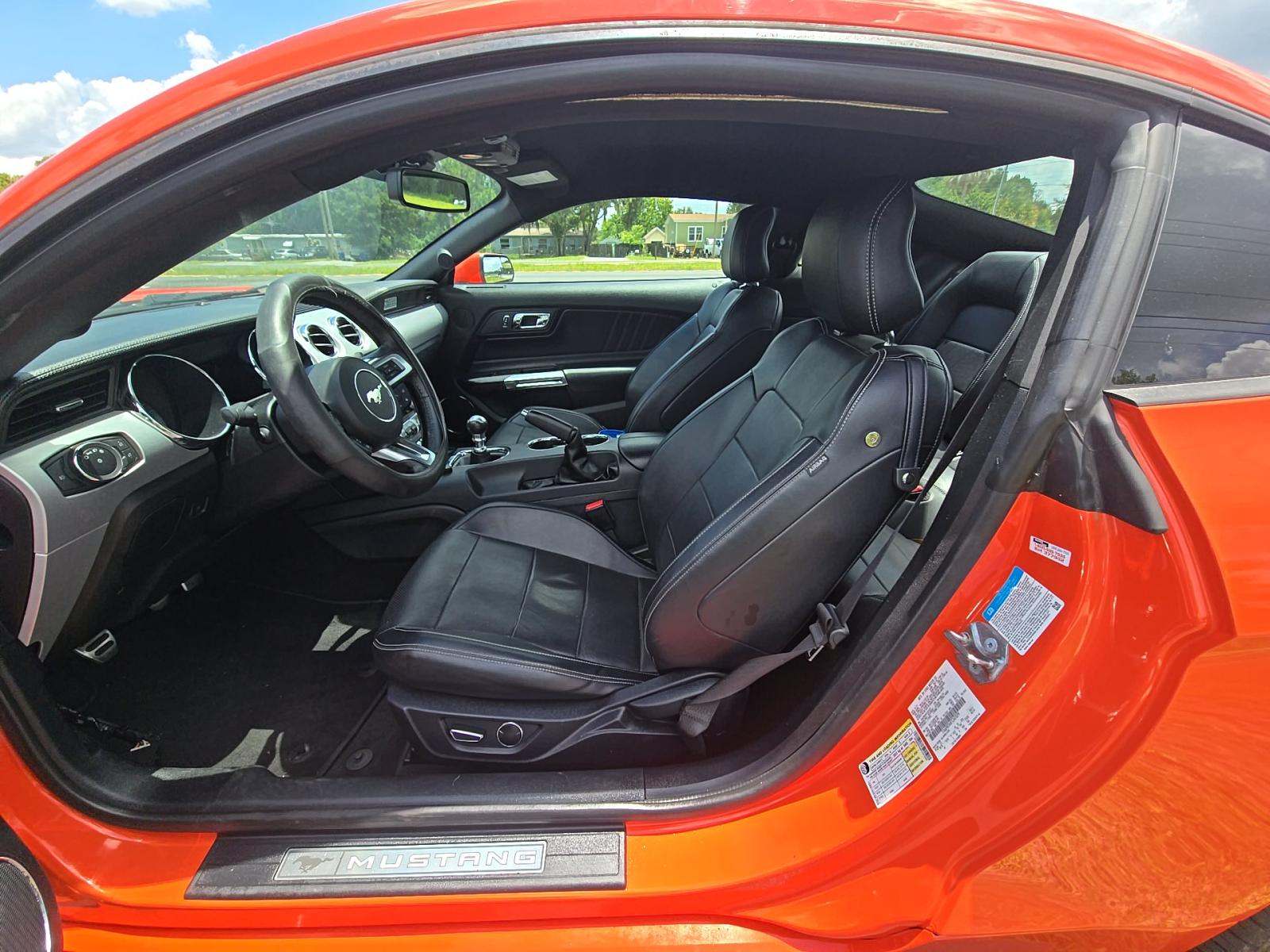 2015 Ford Mustang EcoBoost Premium RWD