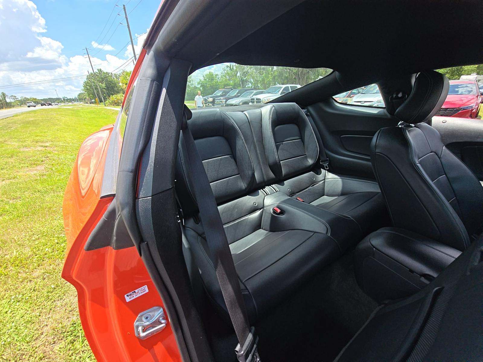 2015 Ford Mustang EcoBoost Premium RWD