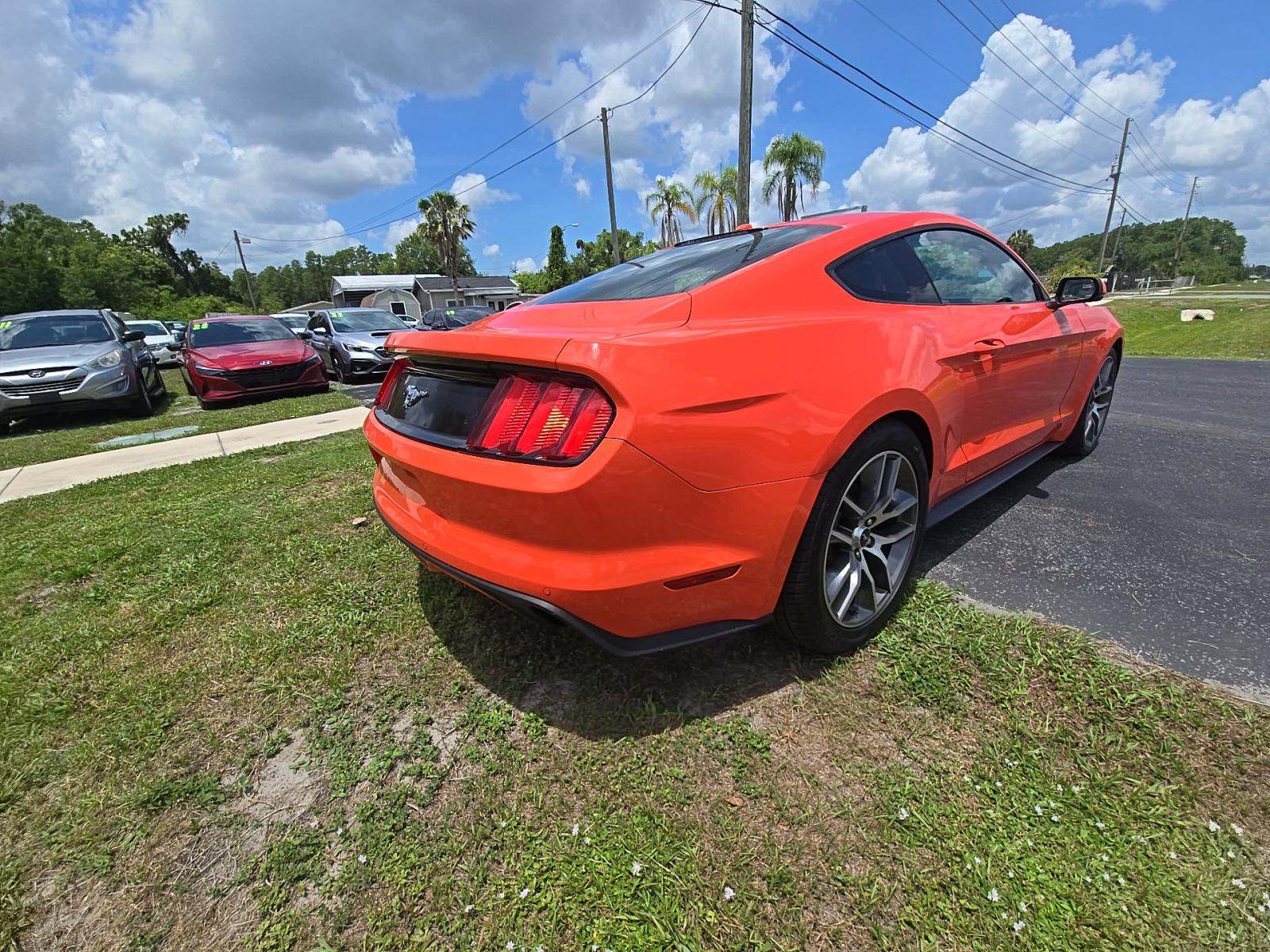 2015 Ford Mustang EcoBoost Premium RWD
