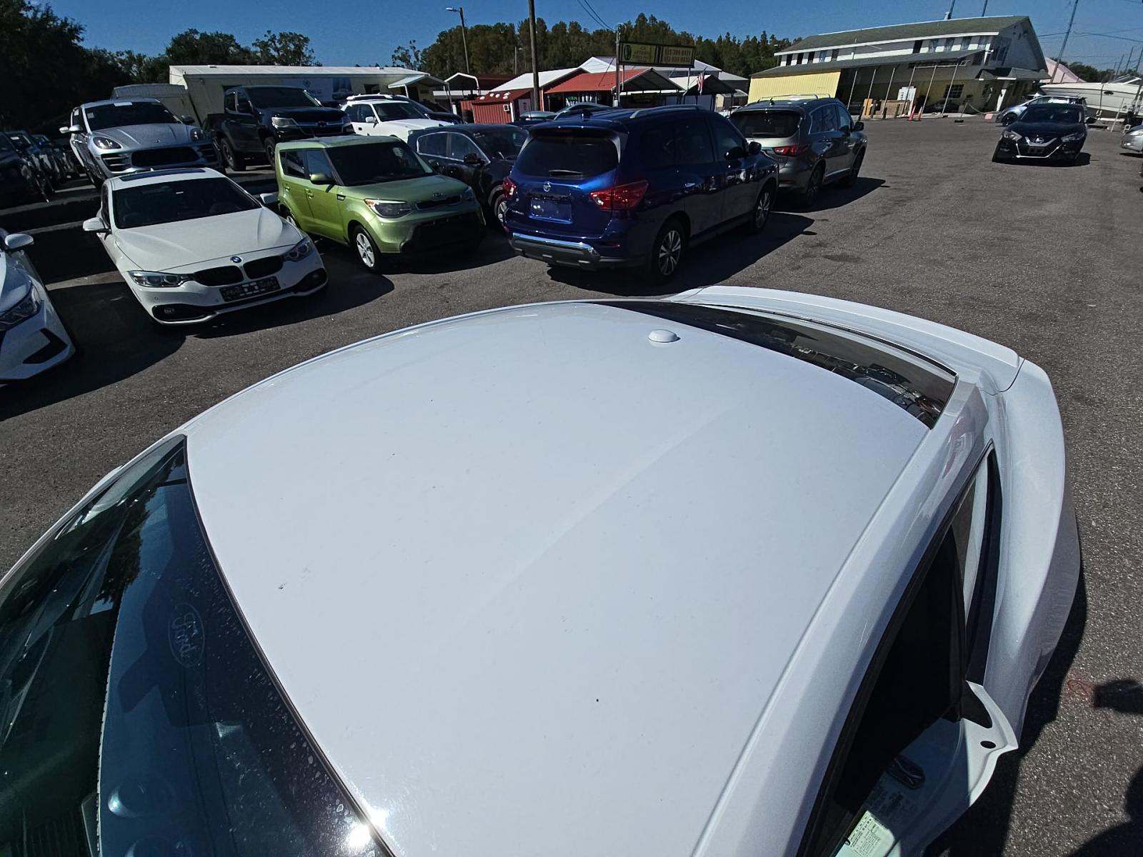 2018 Ford Mustang EcoBoost Premium RWD