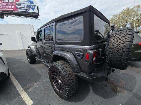 JEEP UNLIMITED SAHARA - 2